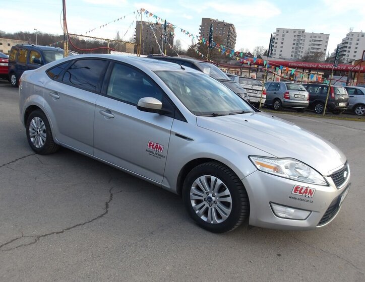 Ford Mondeo Hatchback 2,0 l 103 kw
