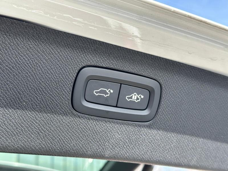 Volvo XC90 SUV 2,0 l 173 kw