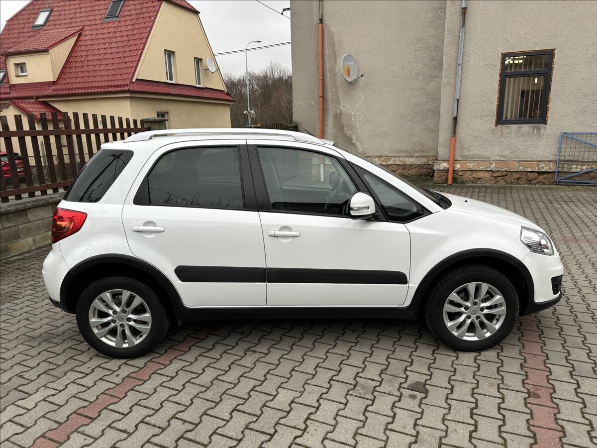 Suzuki SX4