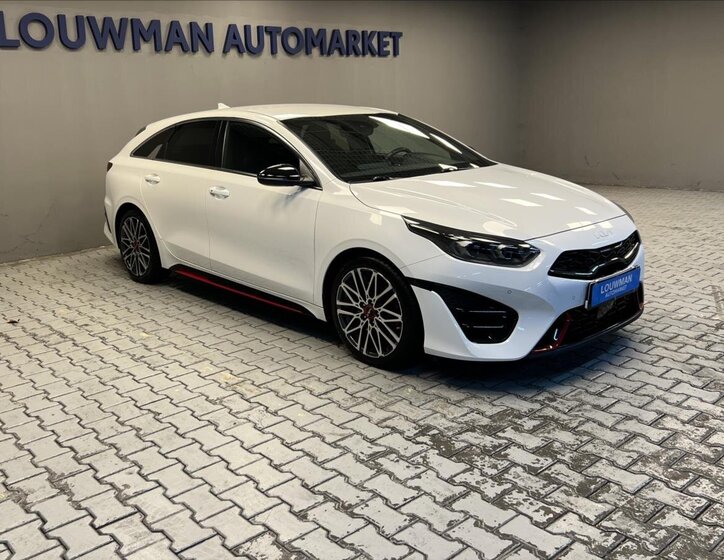 KIA ProCeed Hatchback 1,6 l 150 kw