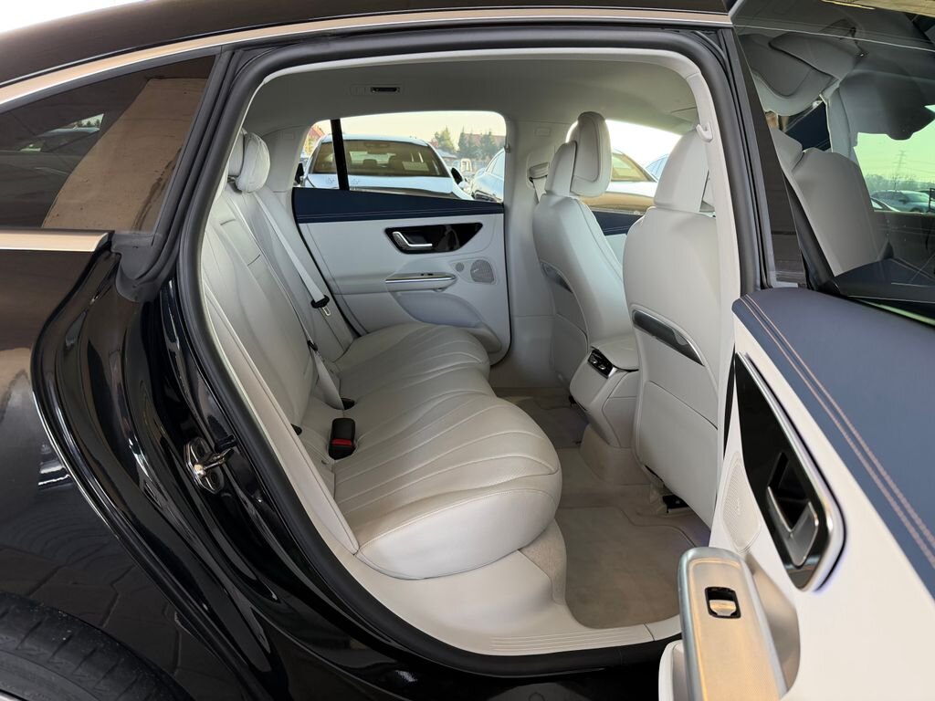 Mercedes-Benz EQE SUV 0,0 180 kw