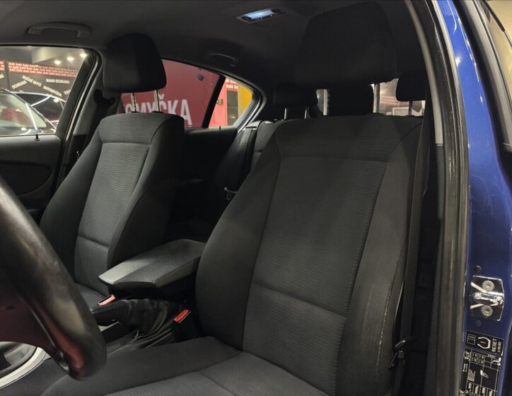 BMW Řada 1 Hatchback 2,0 l 105 kw