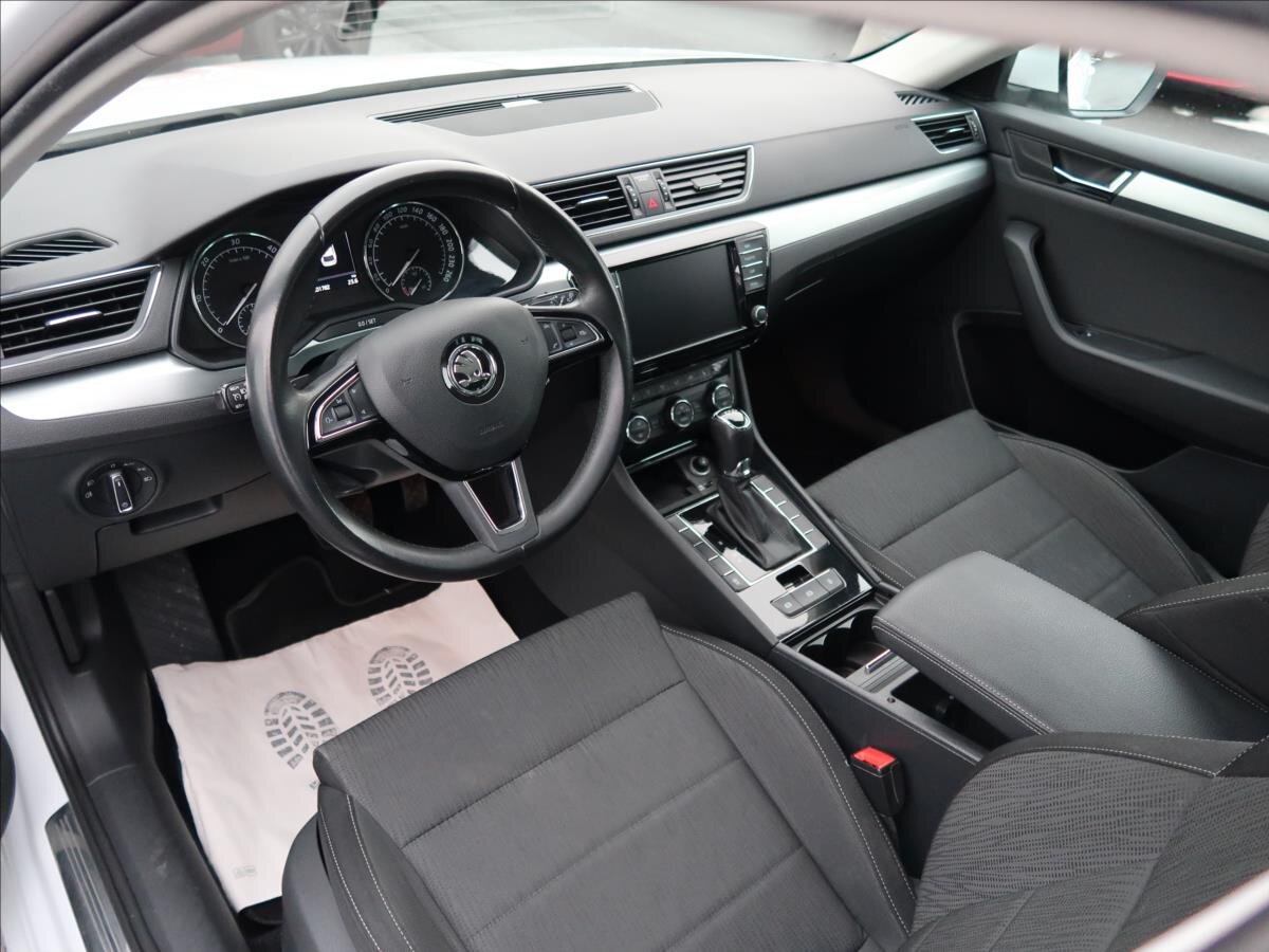 Škoda Superb Kombi 2,0 l 110 kw