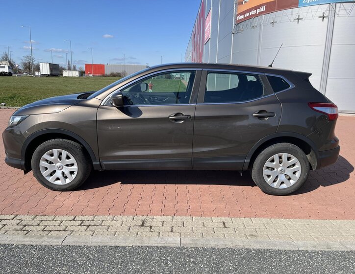 Nissan Qashqai SUV / Terénní 1,2 l 85 kw