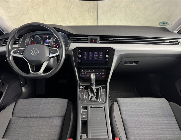 Volkswagen Passat 16