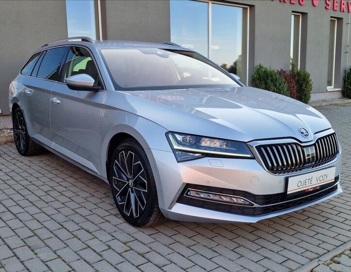 Škoda Superb Kombi 2,0 l 147 kw