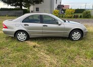 Mercedes-Benz Třídy C Sedan / Limuzína 1,8 l 105 kw