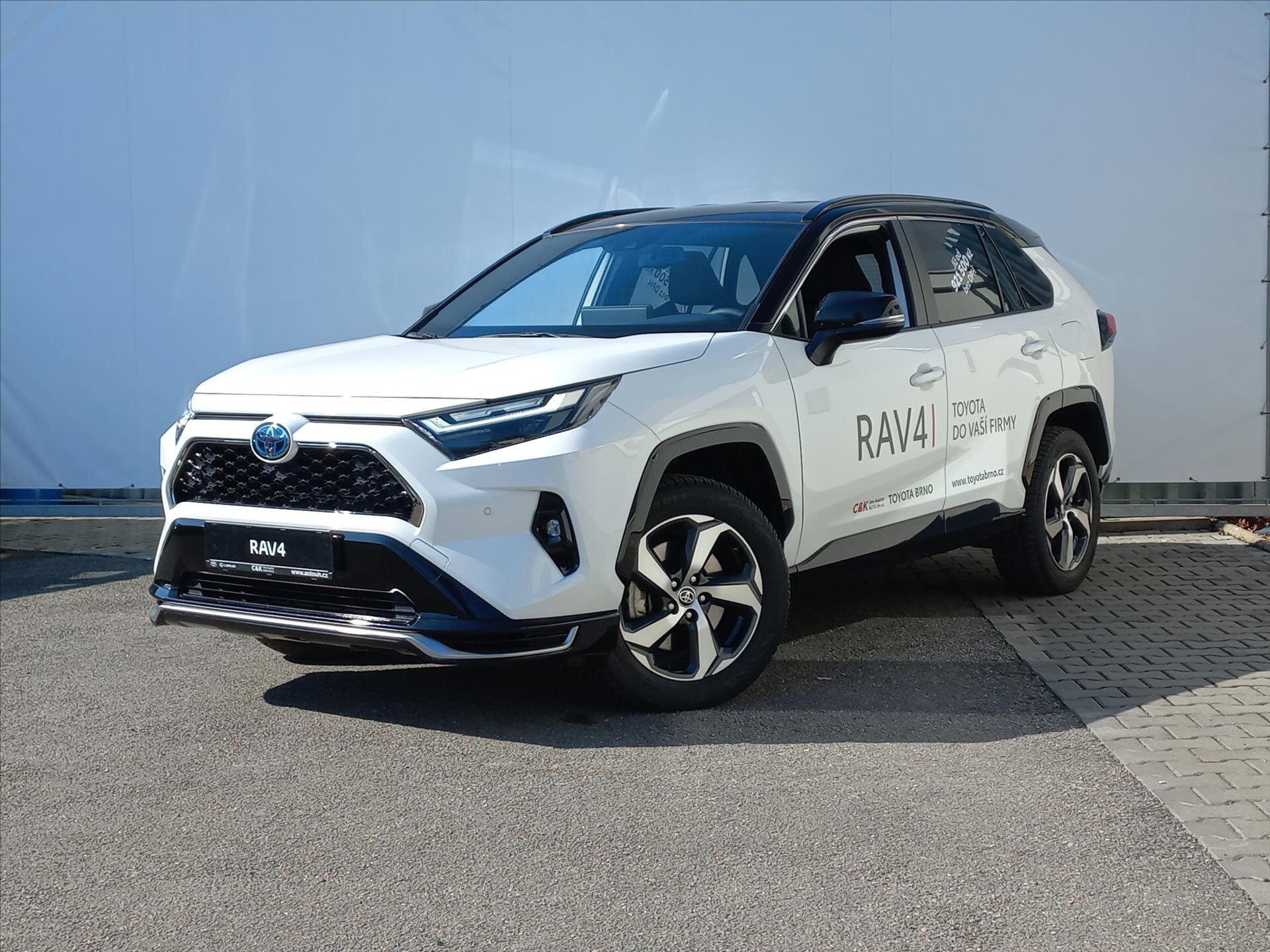 Toyota RAV4 SUV / Terénní 2,5 l 136 kw