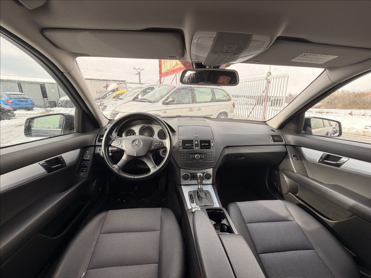Mercedes-Benz Třídy C Kombi 2,1 l 125 kw