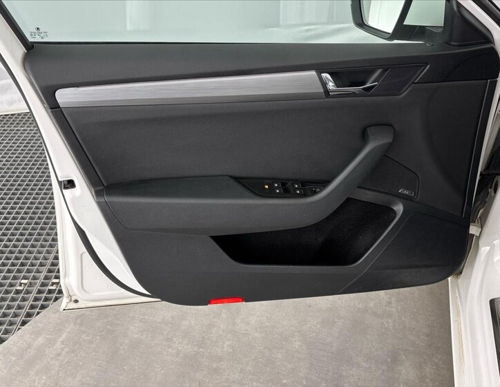 Škoda Superb Kombi 2,0 l 140 kw