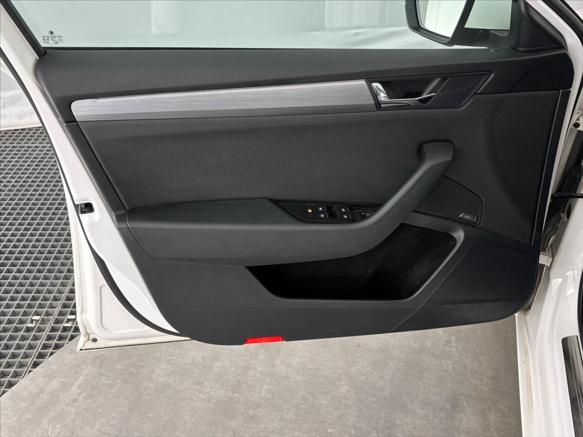 Škoda Superb Kombi 2,0 l 140 kw