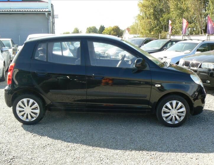 KIA Picanto 8
