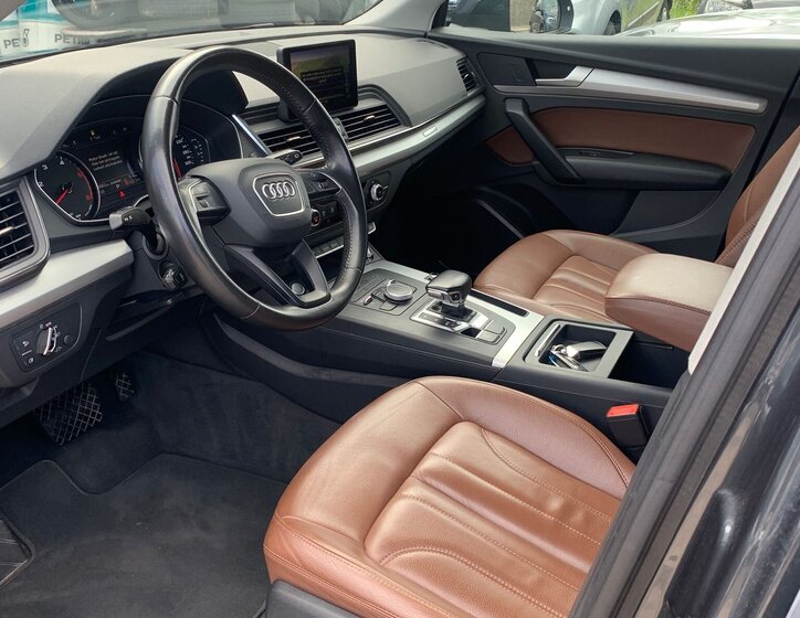 Audi Q5 SUV 2,0 l 140 kw