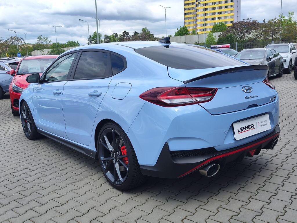 Hyundai i30 Liftback 2,0 l 206 kw