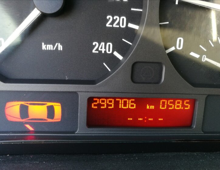 BMW Řada 3 Sedan / Limuzína 2,0 l 100 kw