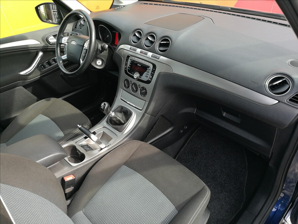 Ford Galaxy Kombi 2,0 l 103 kw