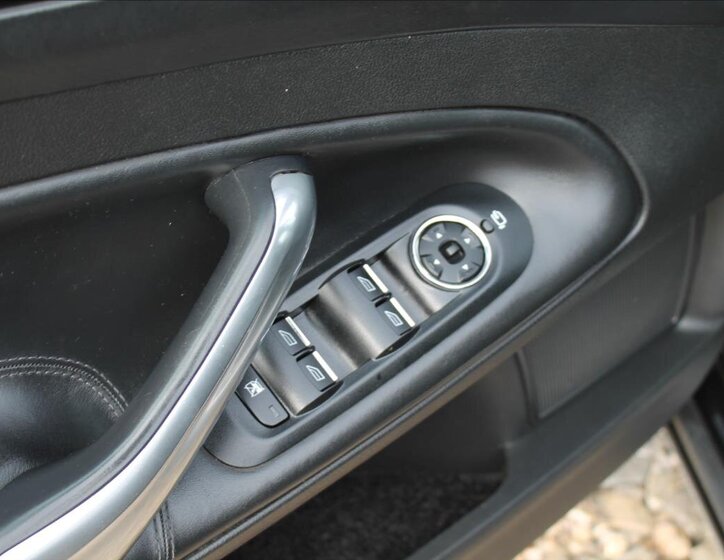 Ford Mondeo Kombi 2,0 l 103 kw