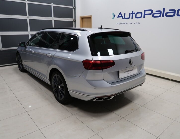 Volkswagen Passat Kombi 2,0 l 147 kw