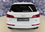 Audi Q5 6