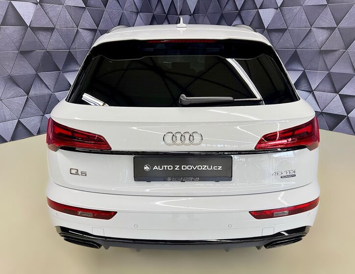 Audi Q5 6
