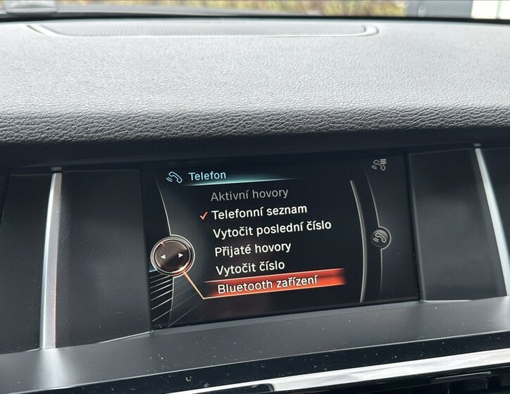 BMW X3 SUV / Terénní 2,0 l 180 kw