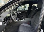 Volkswagen Touareg 11