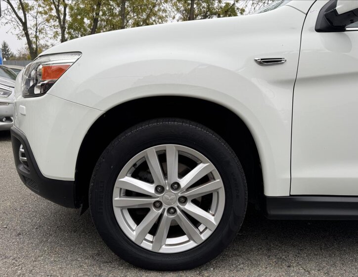 Mitsubishi ASX SUV / Terénní 1,8 l 110 kw