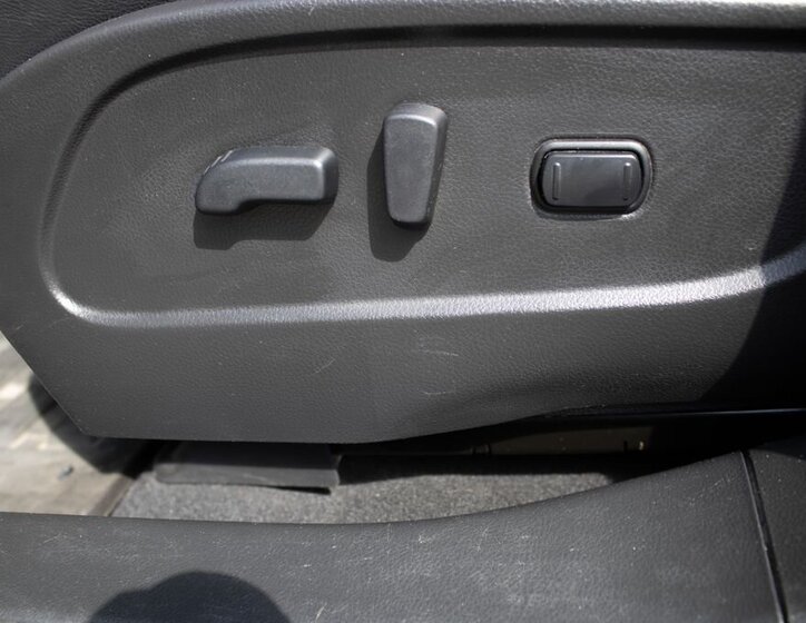 Nissan Murano SUV / Terénní 2,5 l 140 kw