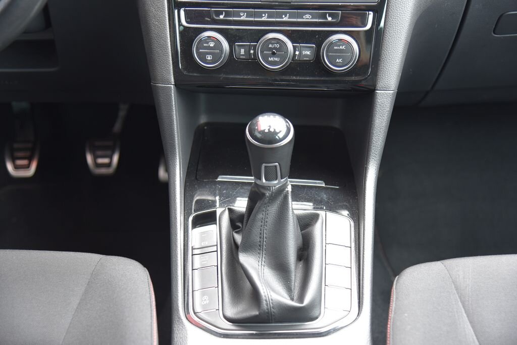 Volkswagen Golf Sportsvan MPV 1,2 l 81 kw