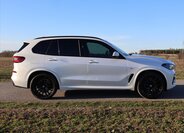 BMW X5 SUV / Terénní 3,0 l 250 kw