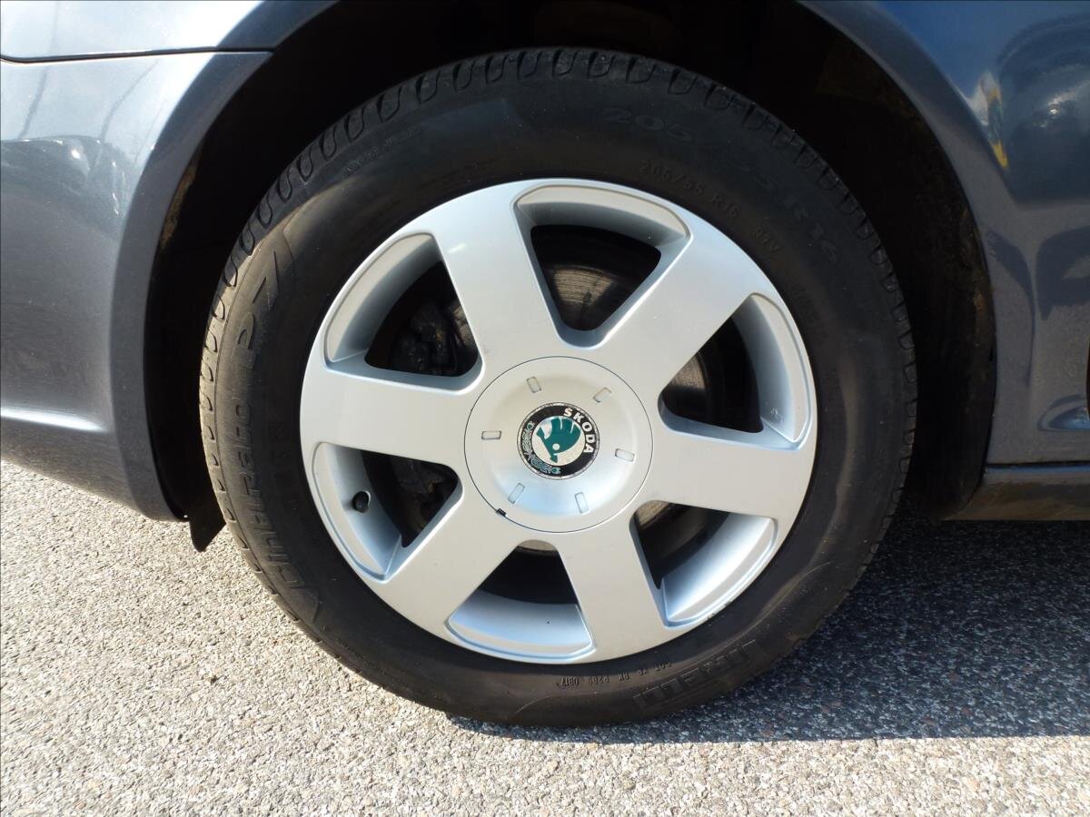 Škoda Octavia Kombi 1,8 l 118 kw