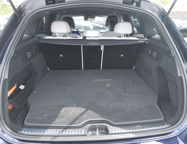 Mercedes-Benz GLC SUV / Terénní 2,0 l 145 kw