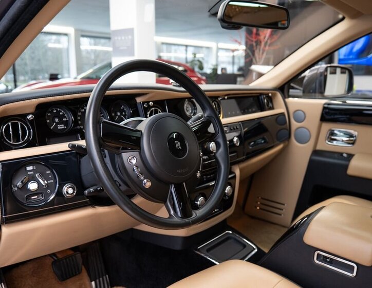 Rolls-Royce Phantom Sedan 6,7 l 338 kw