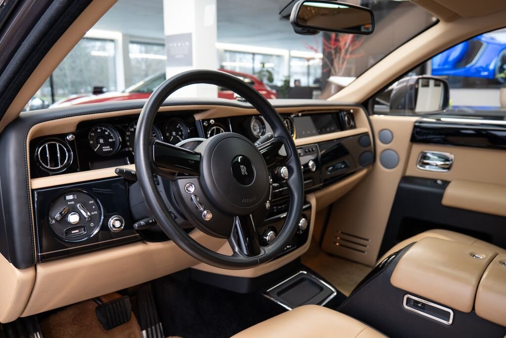 Rolls-Royce Phantom Sedan 6,7 l 338 kw