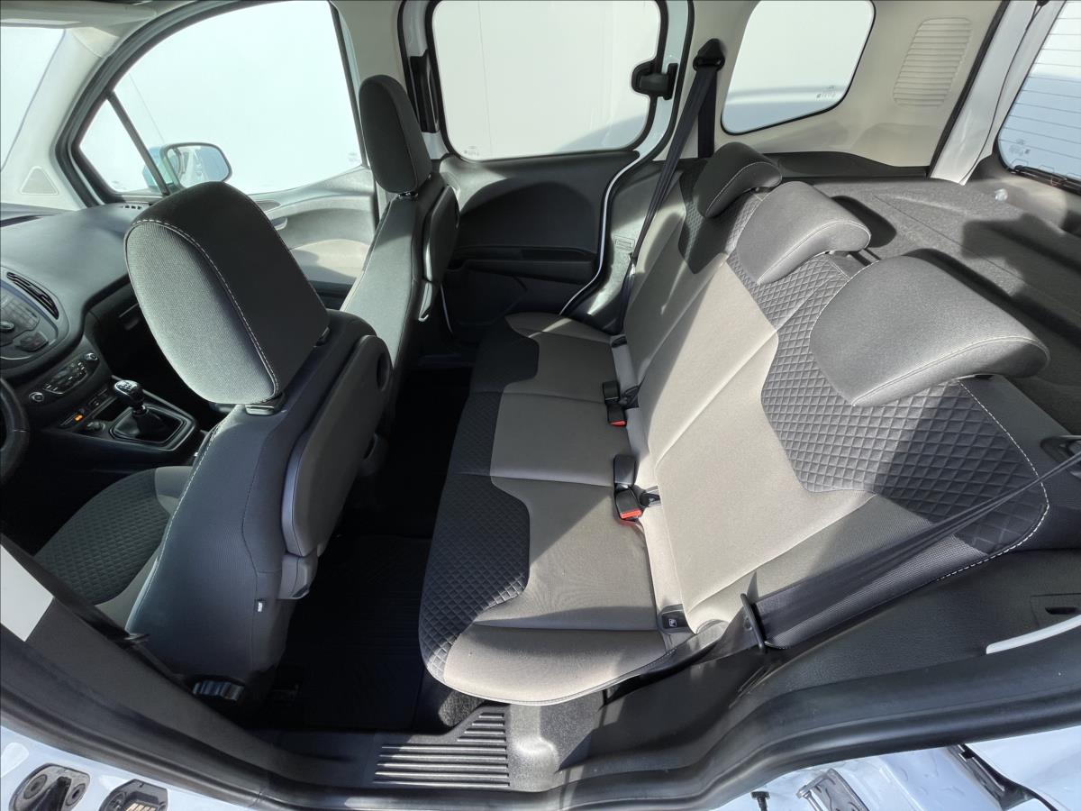 Ford Tourneo Courier