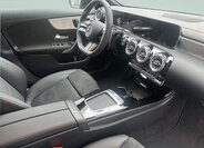 Mercedes-Benz CLA Sedan / Limuzína 1,5 l 120 kw