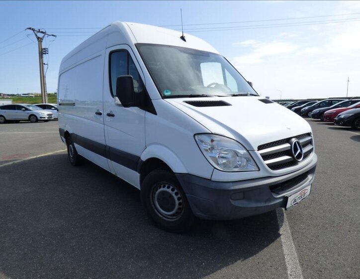 Mercedes-Benz Sprinter 1