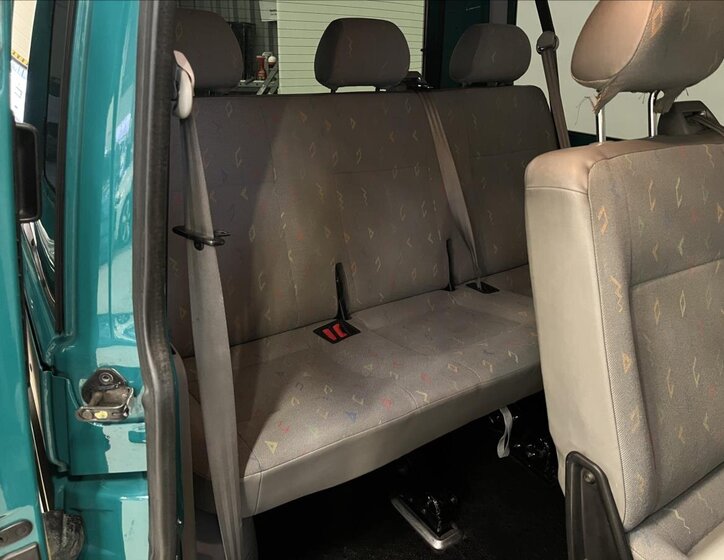 Volkswagen Transporter 17