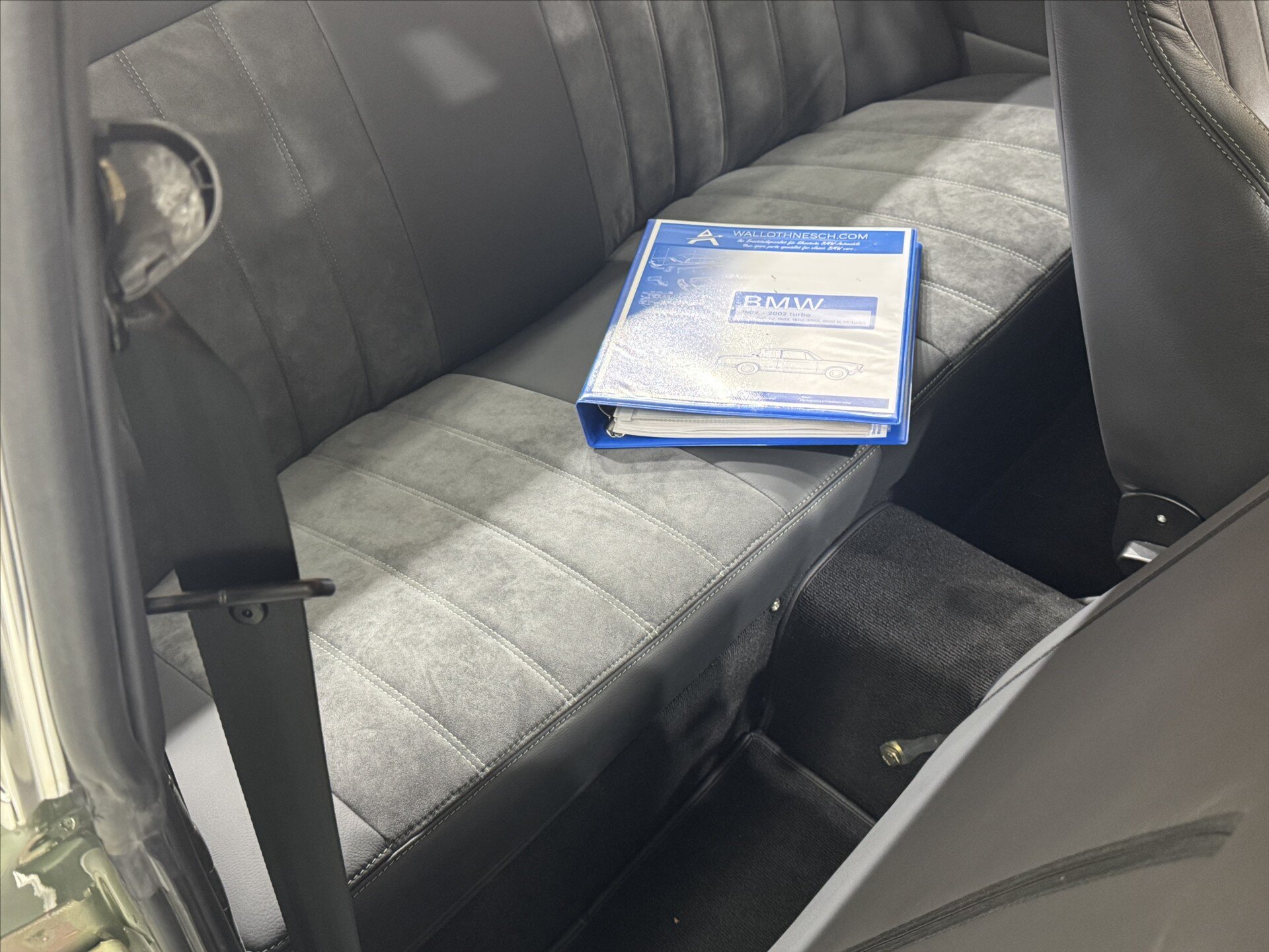 BMW Ostatní Kupé 2,0 l 74 kw