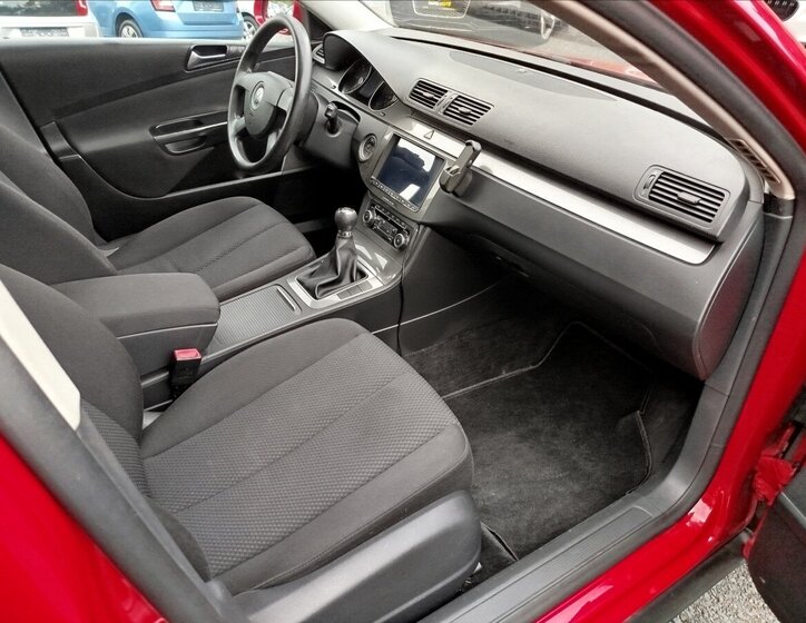 Volkswagen Passat 35