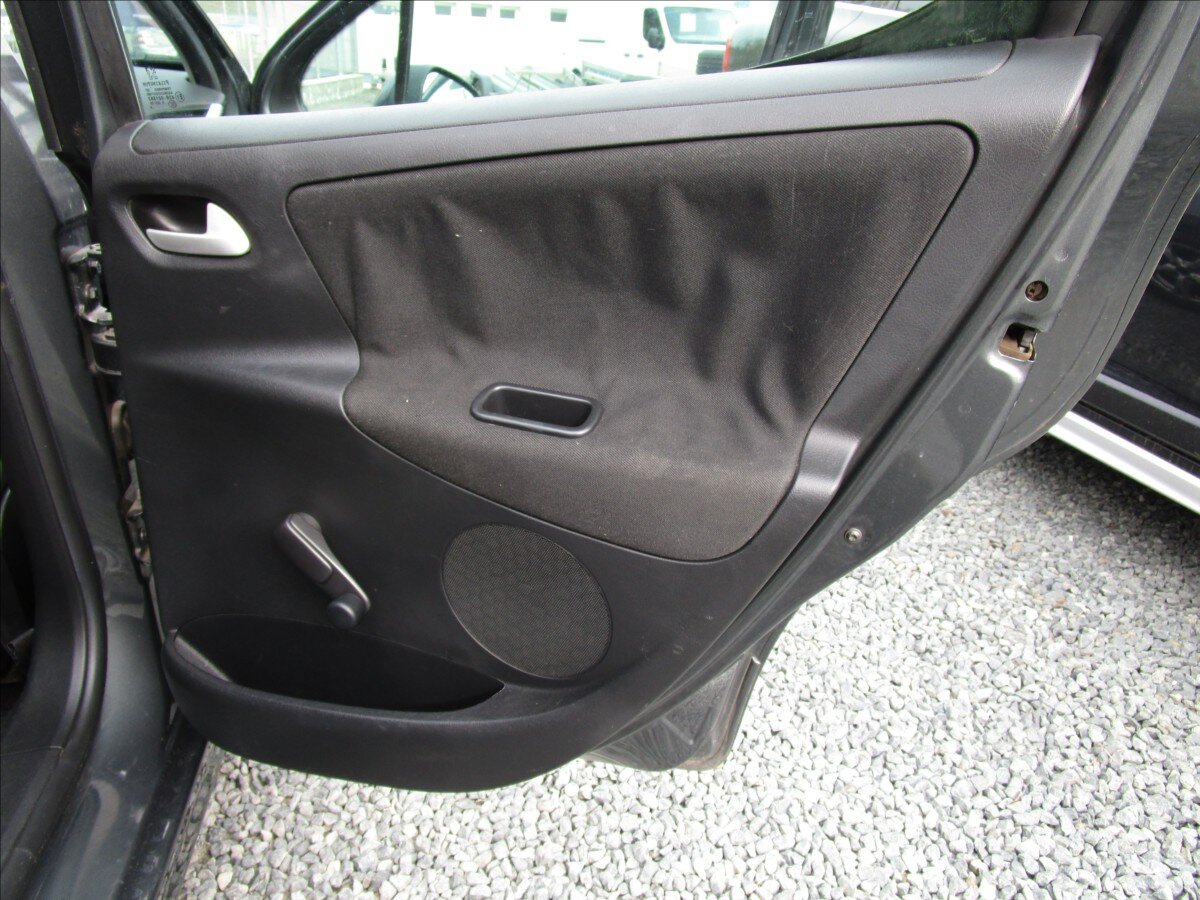 Peugeot 207 Hatchback 1,4 l 70 kw