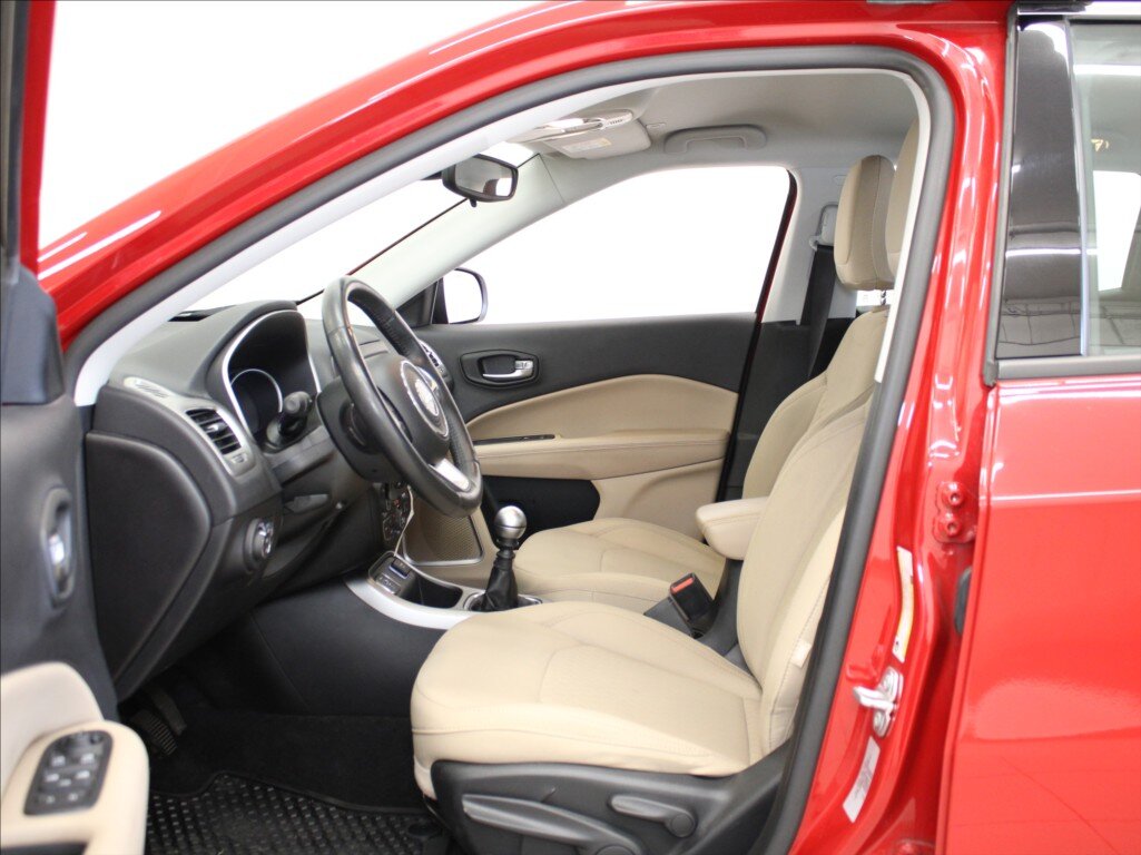 Jeep Compass SUV / Terénní 1,4 l 103 kw