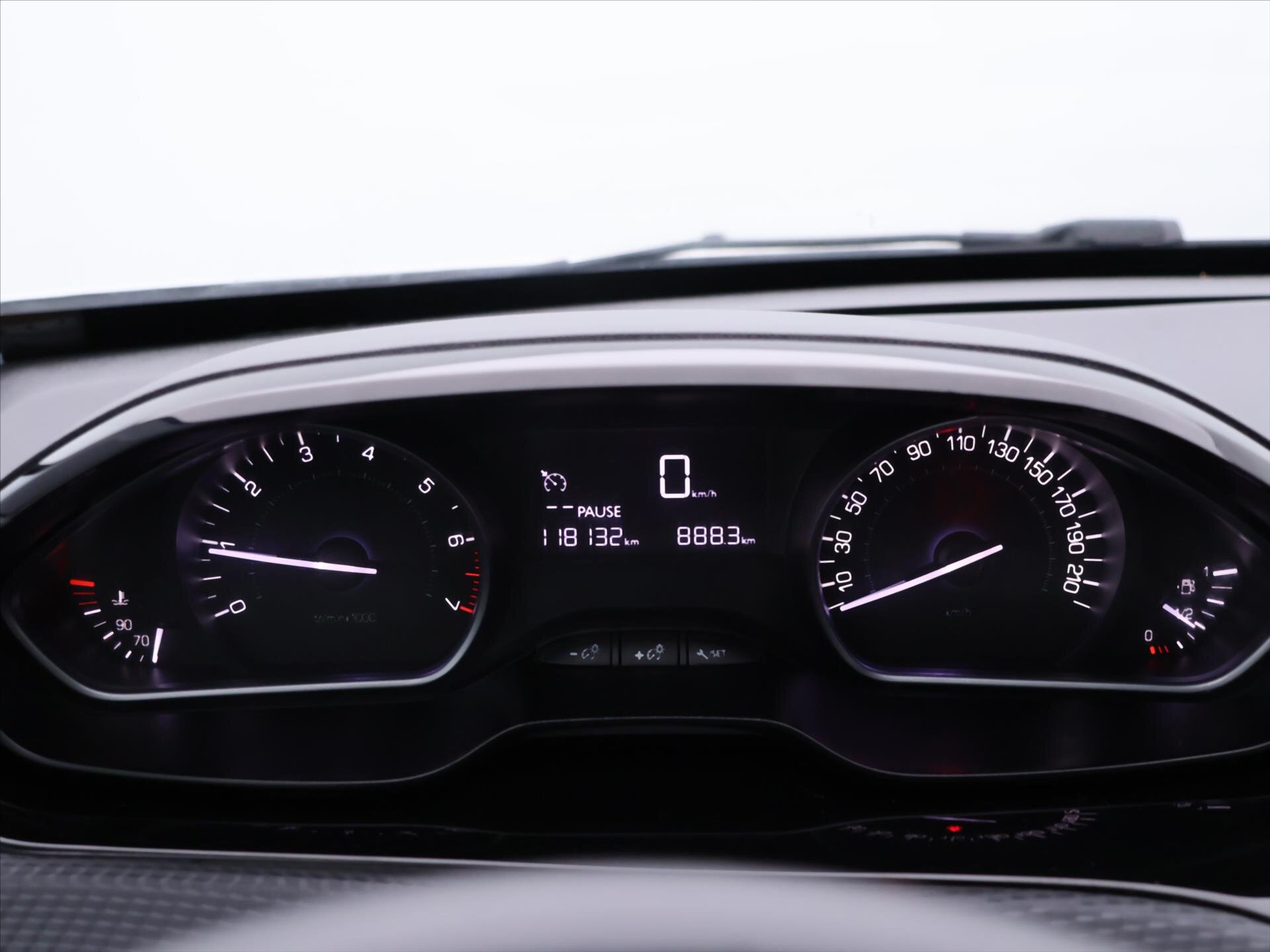 Peugeot 2008 SUV / Terénní 1,2 l 81 kw