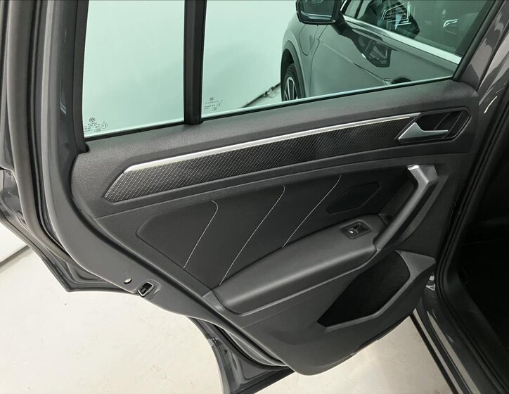 Volkswagen Tiguan SUV 1,4 l 110 kw