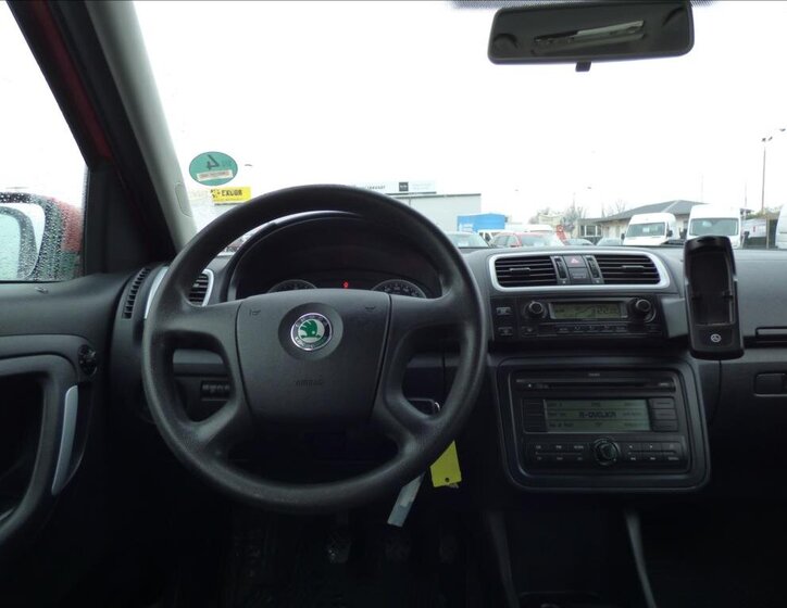 Škoda Roomster 13