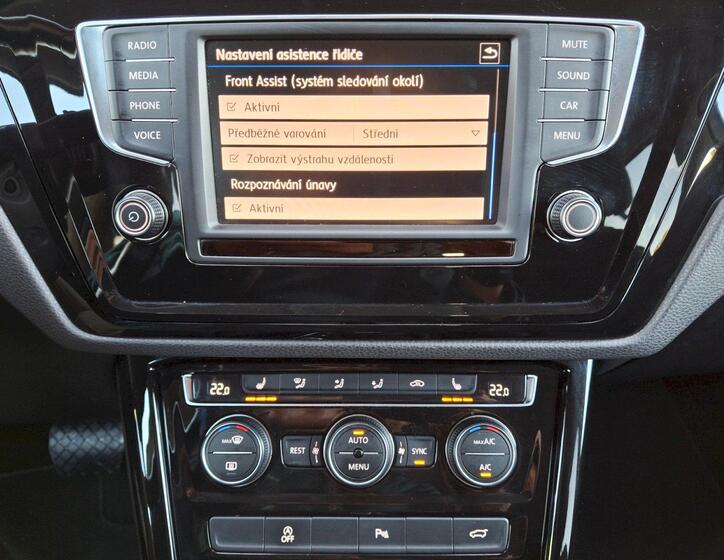 Volkswagen Touran 19