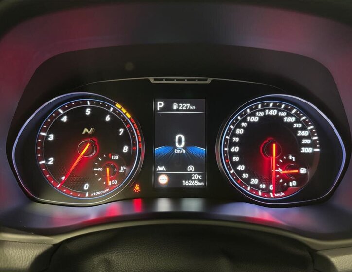 Hyundai i30 Liftback 2,0 l 206 kw