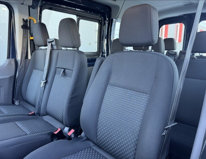 Ford Transit Kombi 2,0 l 96 kw