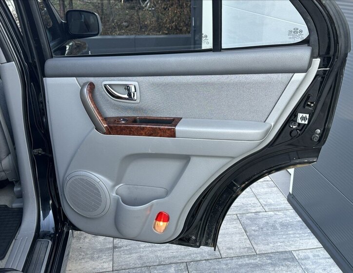 KIA Sorento SUV / Terénní 2,5 l 103 kw