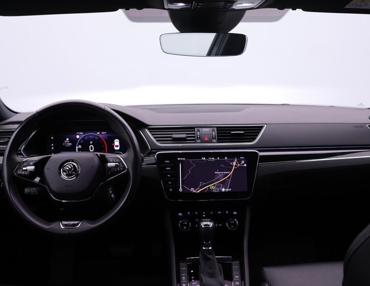 Škoda Superb Sedan / Limuzína 2,0 l 147 kw